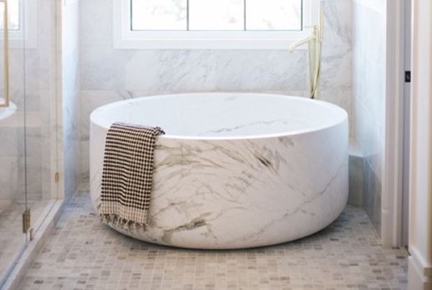 Stone Bathtub 1